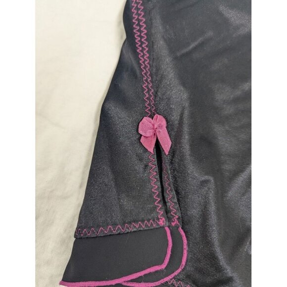 Morbid Threads women's size XL black satin garter belt, hot pink accents I7 - Picture 3 of 8